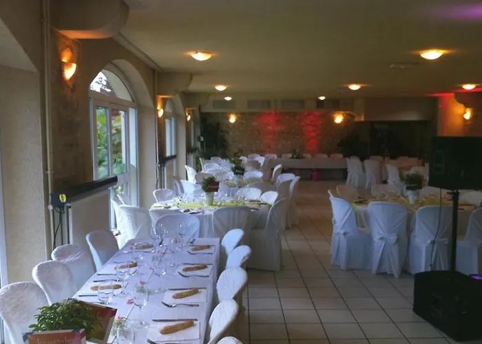 Restaurant Du Mee 호텔 2*